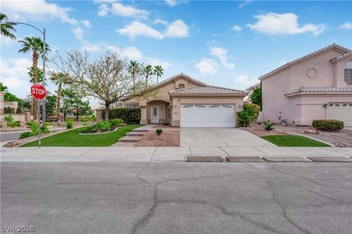 2528 Huber Heights Dr, Las Vegas, NV, 89128-7196 | Card Image