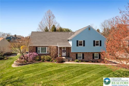 1029 Hawthorn Rd, ALLENTOWN, PA, 18103-4652 | Card Image