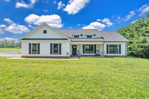 915 Morewood Rd, Hardy, VA, 24101 | Card Image