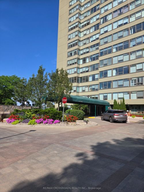 1803-55 Skymark Dr, North York, ON, M2H3N4 | Card Image