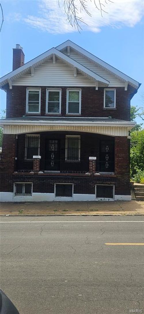 3008 Chippewa St, Saint Louis, MO, 63118-3720 | Card Image