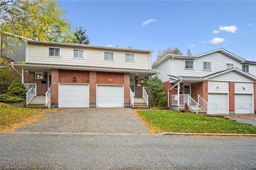 e-301 Bluevale St N, Waterloo, ON, N2J4H6 | Card Image