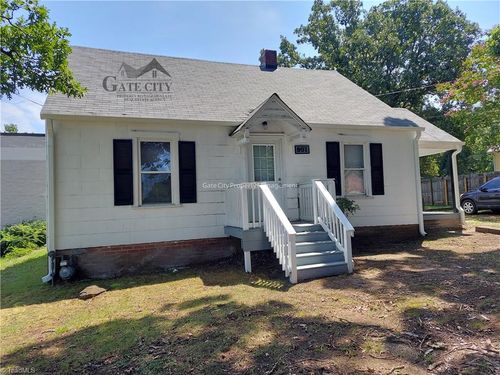 901 Old Thomasville Rd, High Point, NC, 27260-8438 | Card Image