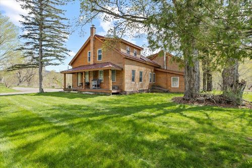 198 River Rd, Underhill, VT, 05489-9422 | Card Image