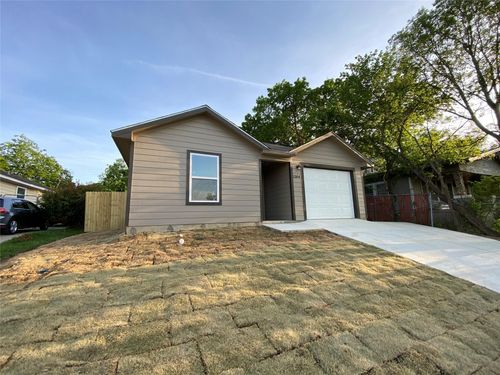 1304 E Magnolia Ave, Fort Worth, TX, 76104-5347 | Card Image