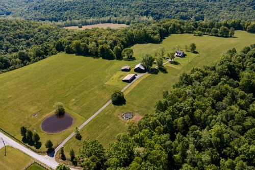 388 Mcroberts Rd, Wallingford, KY, 41093-8599 | Card Image