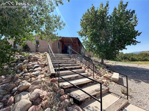560 Oak Creek Ave, Rockvale, CO, 81244-5035 | Card Image