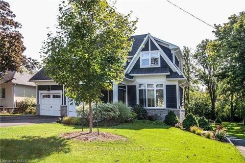 2308 Belyea St, Oakville, ON, L6L1N6 | Card Image