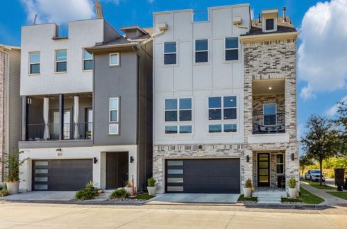 2649 La Altura Ln, Dallas, TX, 75212-2924 | Card Image