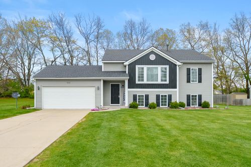 6845 Annandale Dr, Kalamazoo, MI, 49009-4101 | Card Image