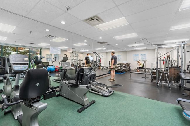 Gym with a drop ceiling | Image 21