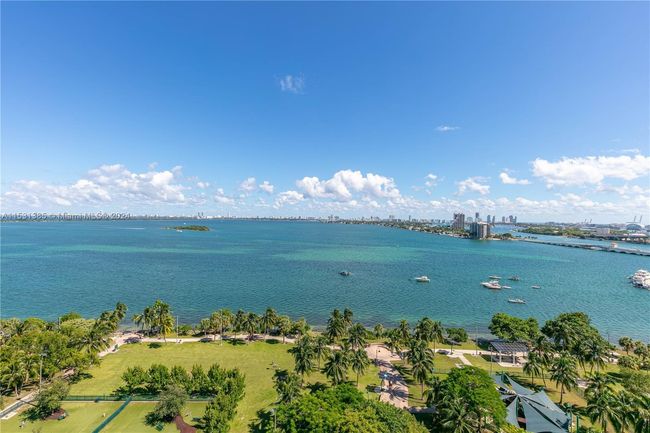 APT-1601 - 1800 N Bayshore Dr, Condo with 3 bedrooms, 3 bathrooms and null parking in Miami FL | Image 31
