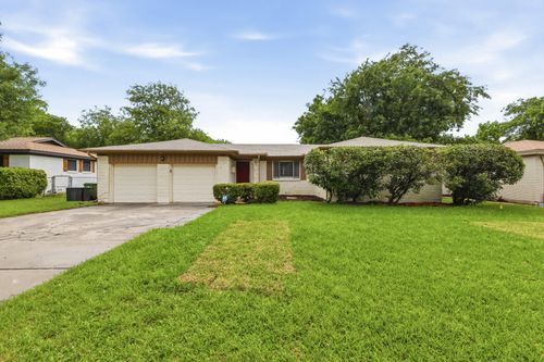 4300 Lynn Ter, North Richland Hills, TX, 76180-7328 | Card Image