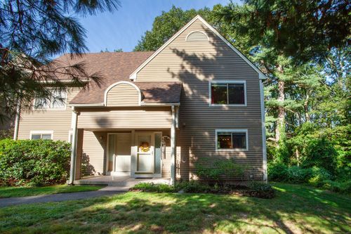 10-10 Wood Duck Ln, Tariffville, CT, 06081-9667 | Card Image