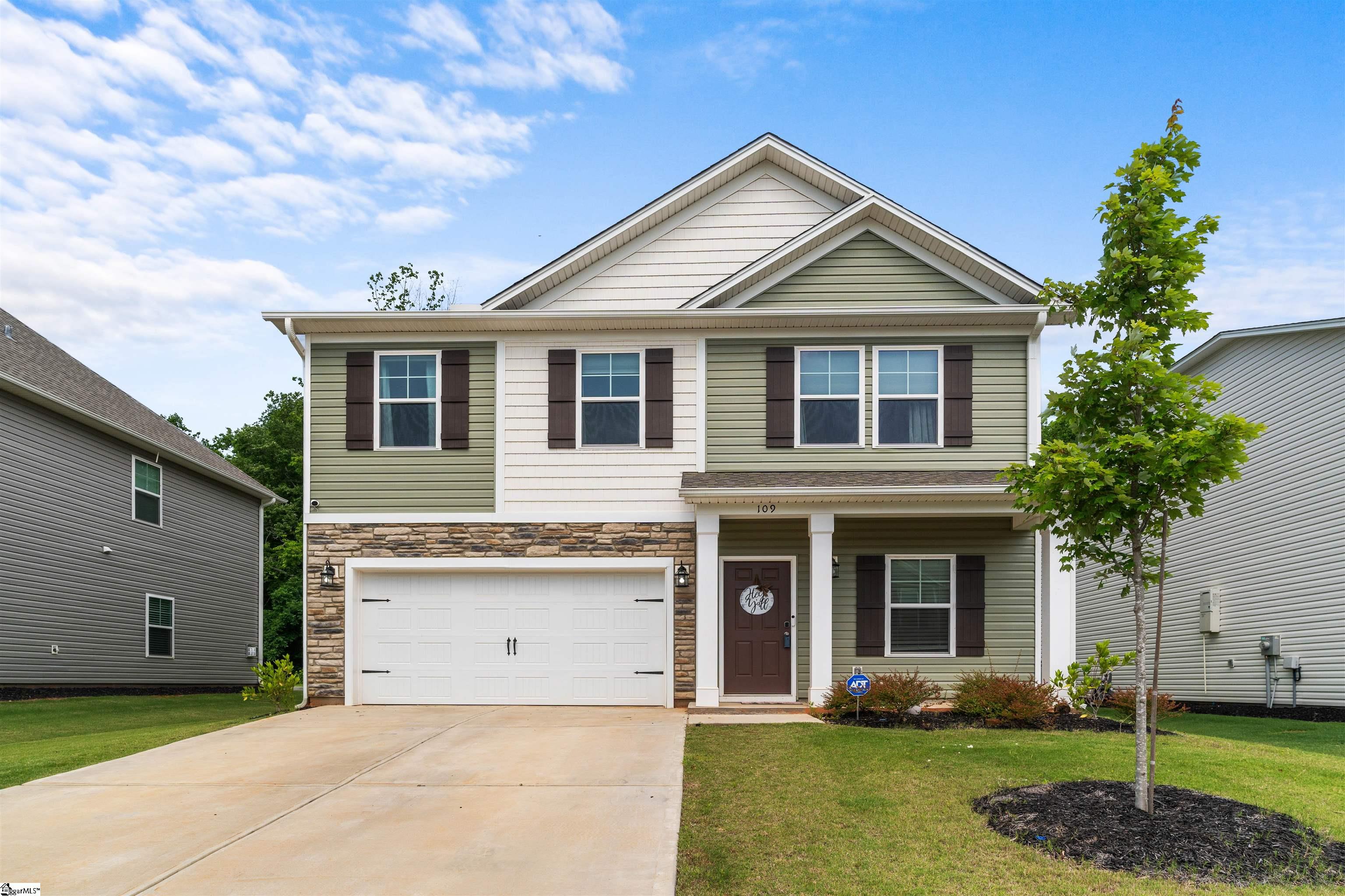 Strongridge Trl, Simpsonville, SC 29681