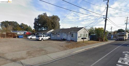 1306 N Filbert St, Stockton, CA, 95205-3567 | Card Image