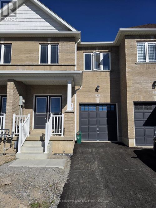 36 Bruton St, Thorold, ON, L2V0J6 | Card Image