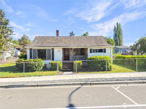 702 Martin St, Steilacoom, WA, 98388-1919 | Card Image