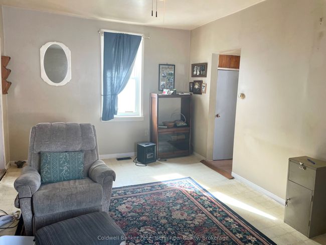 20 Elm St S, House other with 3 bedrooms, 2 bathrooms and 4 parking in Walkerton ON | Image 7