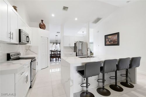 2001 19th Ter, Cape Coral, FL, 33909-5321 | Card Image