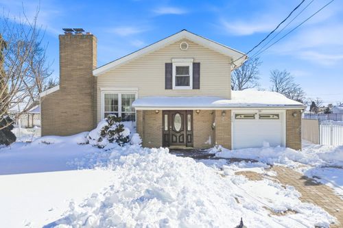 115 Madison Street, Sayreville, NJ, 08879 | Card Image