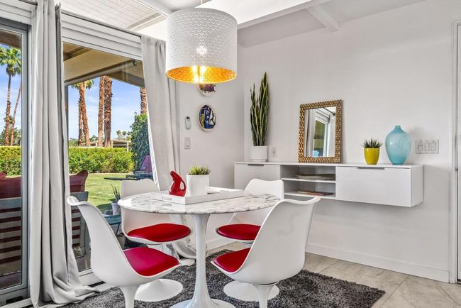Dining Area | Image 13