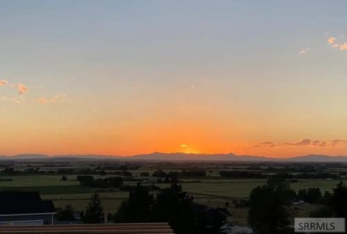 5770 Enos Dr, Idaho Falls, ID, 83401 | Card Image