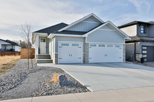 660 Sixmile Cres S, Lethbridge, AB, T1K8G4 | Card Image
