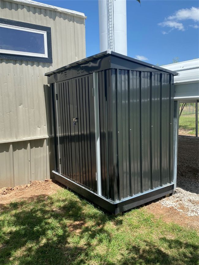 Storage Building | Image 23
