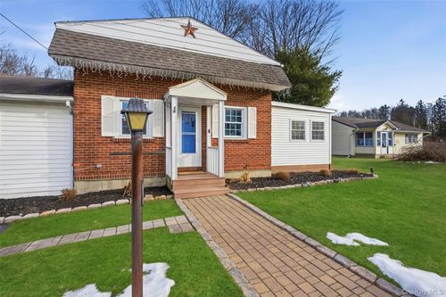 9 Highland Ave, Otisville, NY, 10963-2346 | Card Image