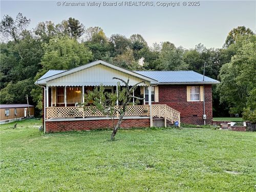 4739 Darnell Rd, Huntington, WV, 25705-3160 | Card Image