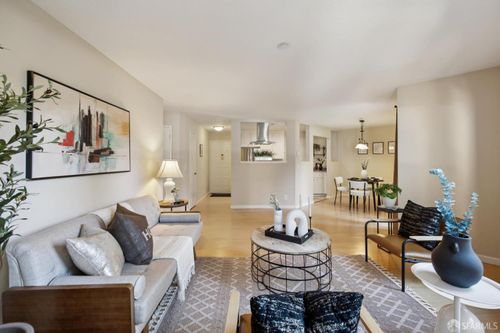 apt-c-1910 Barrymore Cmn, Fremont, CA, 94538-2381 | Card Image