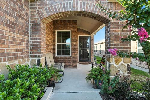 808 Freedom Ln, Aubrey, TX, 76227-2132 | Card Image