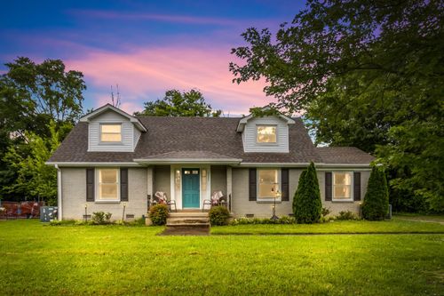 2227 Mayfair Ave, Murfreesboro, TN, 37130-5411 | Card Image