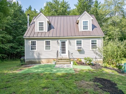 44 West St, Pepperell, MA, 01463-1202 | Card Image