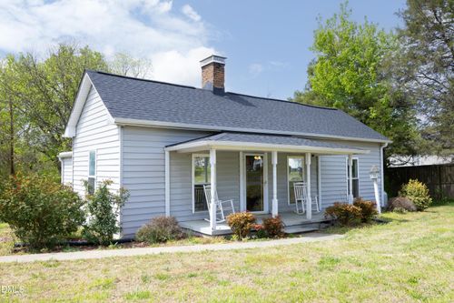 3046 Cherokee Dr, Elon, NC, 27244-9420 | Card Image