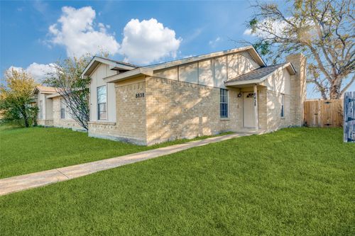 8838 Hidden Hill Dr, Fort Worth, TX, 76179-2916 | Card Image
