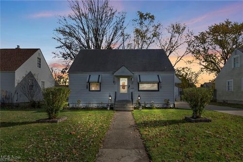 1607 Pennsylvania Ave, Lorain, OH, 44052-2938 | Card Image