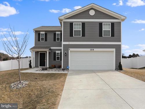 154 Gumspring Dr, CHARLES TOWN, WV, 25414-3202 | Card Image