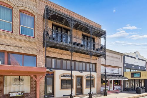 0-118 W Grand St, Whitewright, TX, 75491-2139 | Card Image