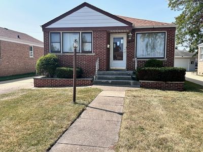 2934 Ernst Street, House other with 3 bedrooms, 1 bathrooms and 2 parking in Franklin Park IL | Image 2