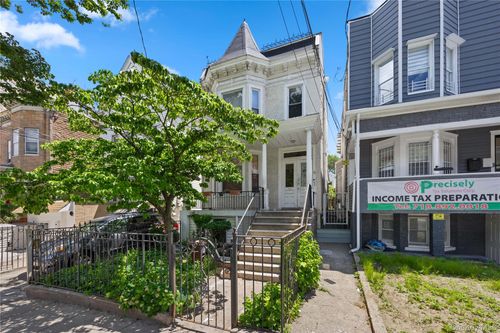510 Morris Park Ave, Bronx, NY, 10460-2538 | Card Image