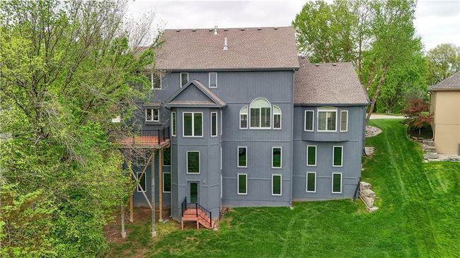 10505 River Hills Dr, House other with 4 bedrooms, 4 bathrooms and null parking in Parkville MO | Image 39