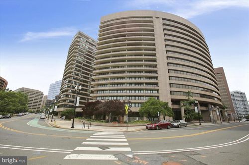 apt-514-1200 Crystal Dr, ARLINGTON, VA, 22202-4322 | Card Image