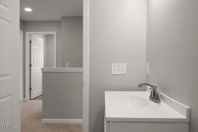 215 Brighton Pl, House other with 3 bedrooms, 3 bathrooms and null parking in Bristol TN | Image 36