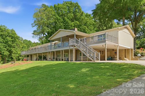 120 Shady Cove Rd, Troutman, NC, 28166-8647 | Card Image