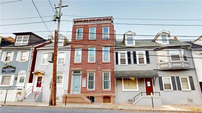 461 W Linden Street, Home with 6 bedrooms, 2 bathrooms and null parking in Allentown City PA | Image 2