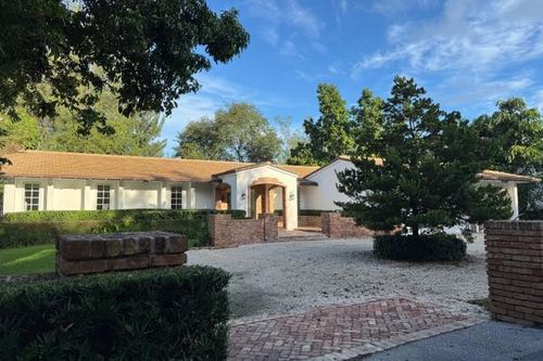 5100 Granada Blvd, Coral Gables, FL, 33146-2029 | Card Image