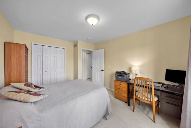 Bedroom 3 closet view | Image 48