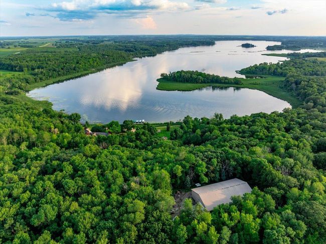 Big Chippewa Lake is known for its clear beautiful water, boating and fishing | Image 6